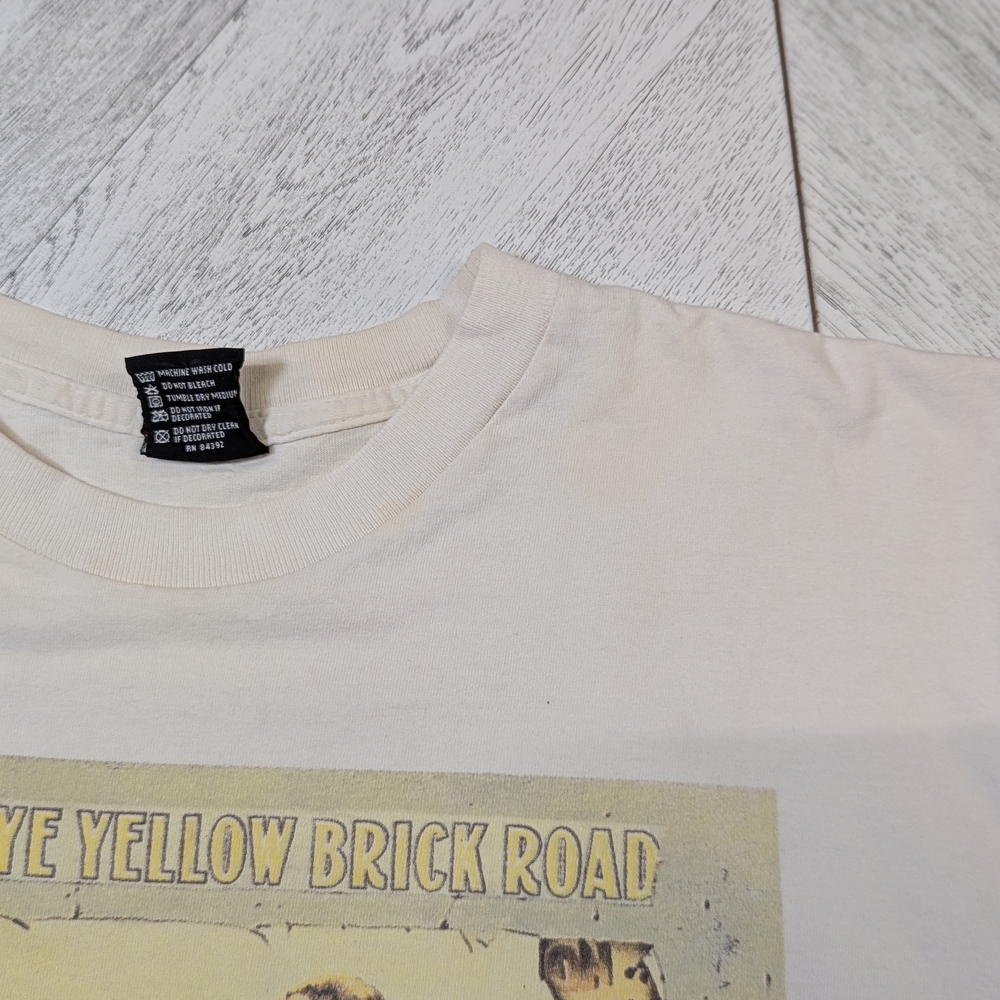Vintage 1997 Elton John Elton John Goodbye Yellow Brick Rd Concert Tee Size L - Picture 9 of 13